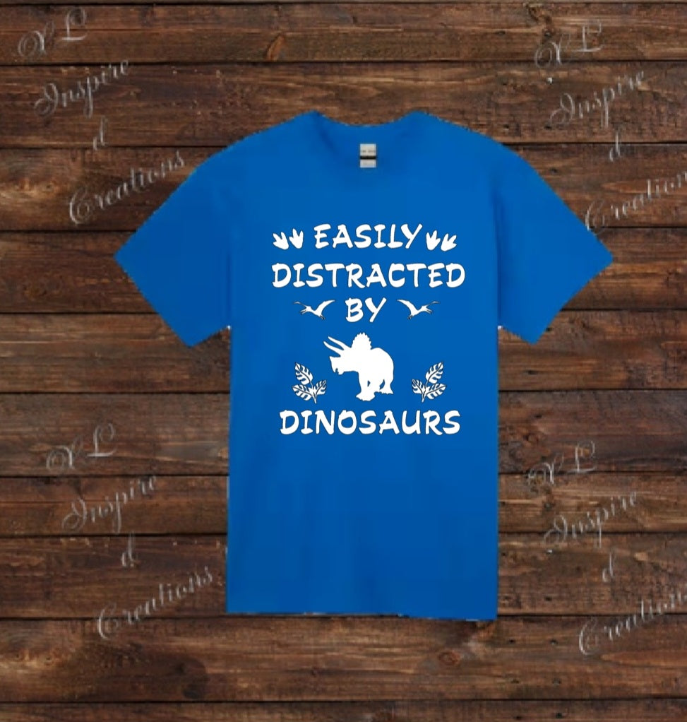 Triceratops Easily distracted by dinosaurs
